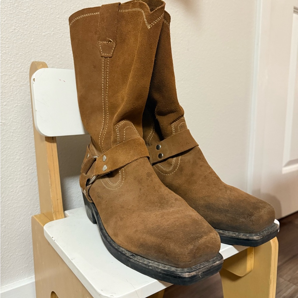 BROTHERS AND SONS MEN'S PULL-ON ROUGHOUT MOTORCYCLE BOOTS - SQUARE TOE